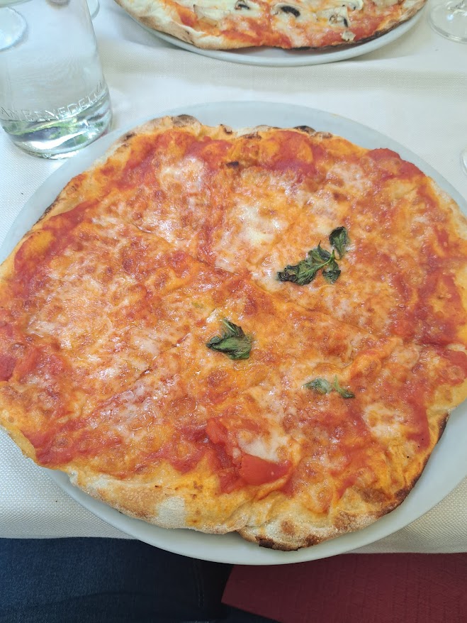 Pizza in Rome